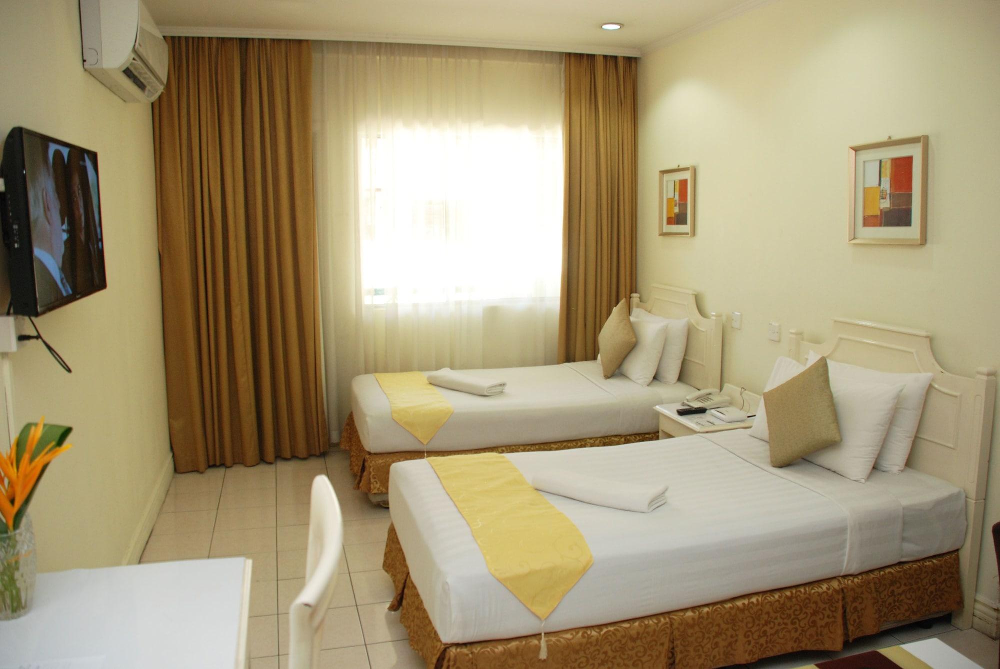 Promenade Service Apartment Кота Кинабалу Екстериор снимка