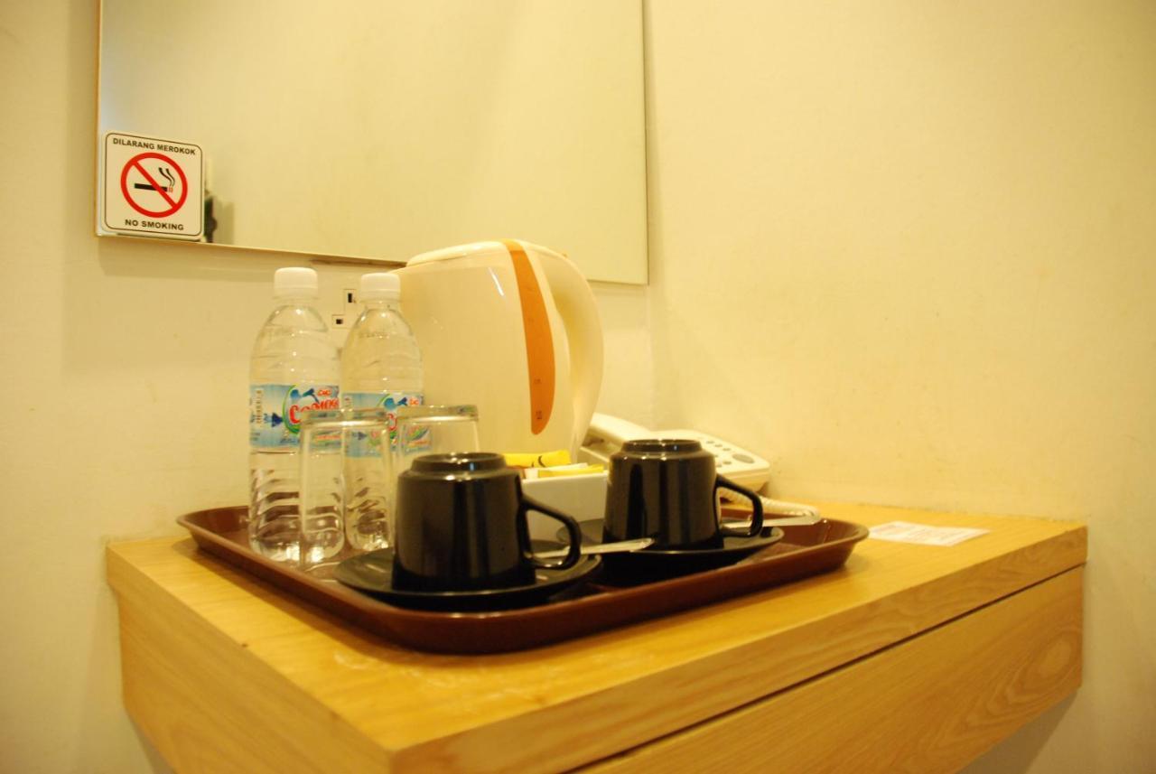 Promenade Service Apartment Кота Кинабалу Екстериор снимка