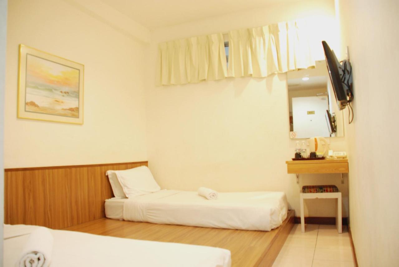 Promenade Service Apartment Кота Кинабалу Екстериор снимка
